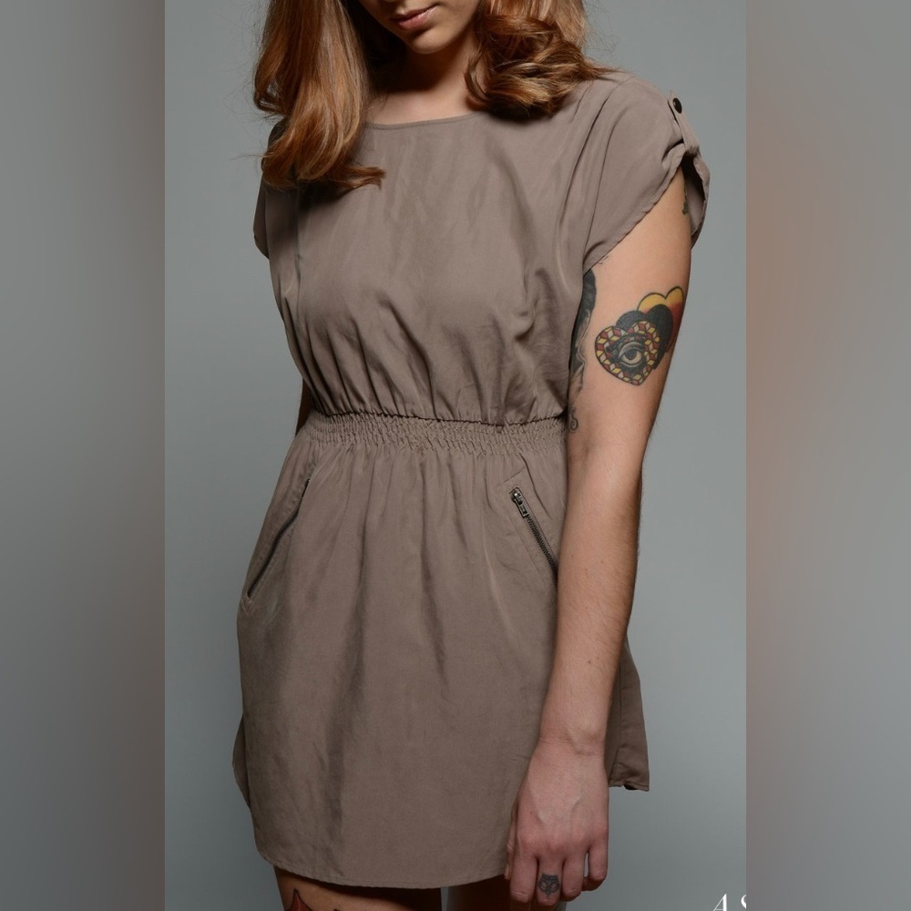 💥H&M Women Tan Mini Dress 8